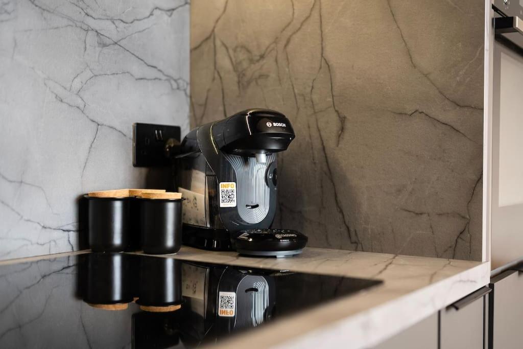 High End Free Parking Wifi Balcony Ensuite كيلتنهام المظهر الخارجي الصورة